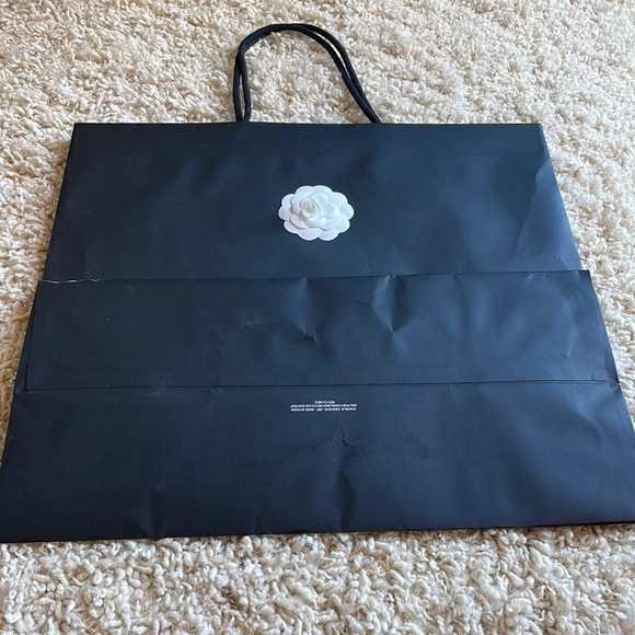 Chanel Shopping Bag with Flower - Picture 2 of 5